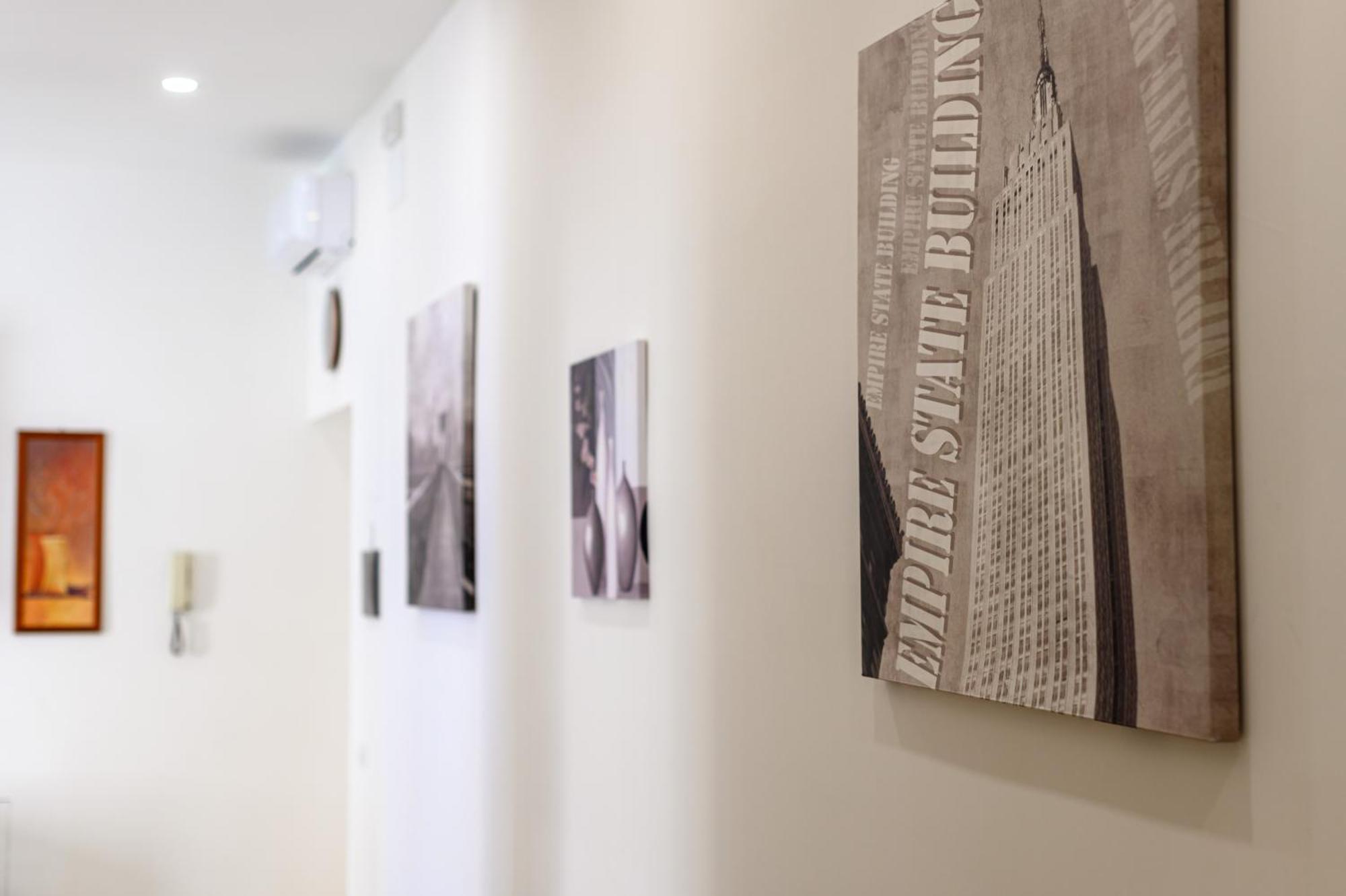 Appartamento Domus Romeo Napoli Esterno foto